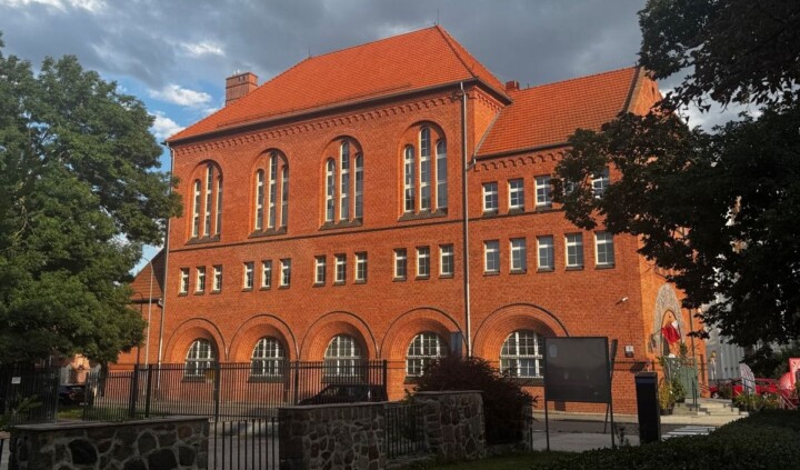 CSW Centrum Sztuki Współczesnej Łaźnia / Gdańskie Centrum Sztuki Współczesnej GCSW