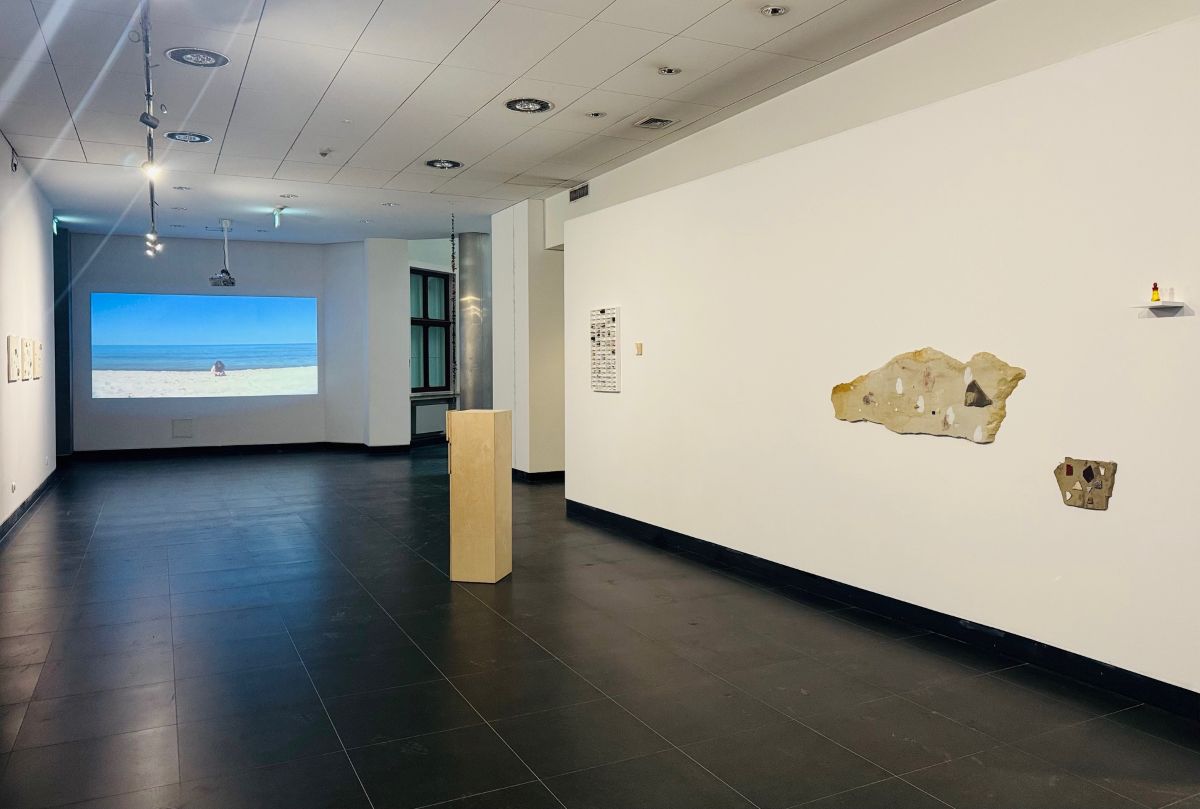 {srocze pióro, szkło morskie, klucz, …, ∞}. Magdalena Tryba